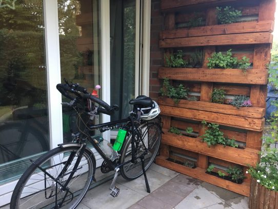 Schaltungs-Tuning Fahrrad im Hof